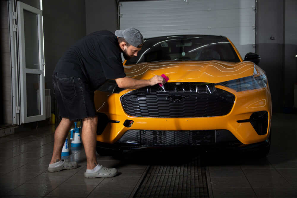 Оклейка Ford Mustang Mach E