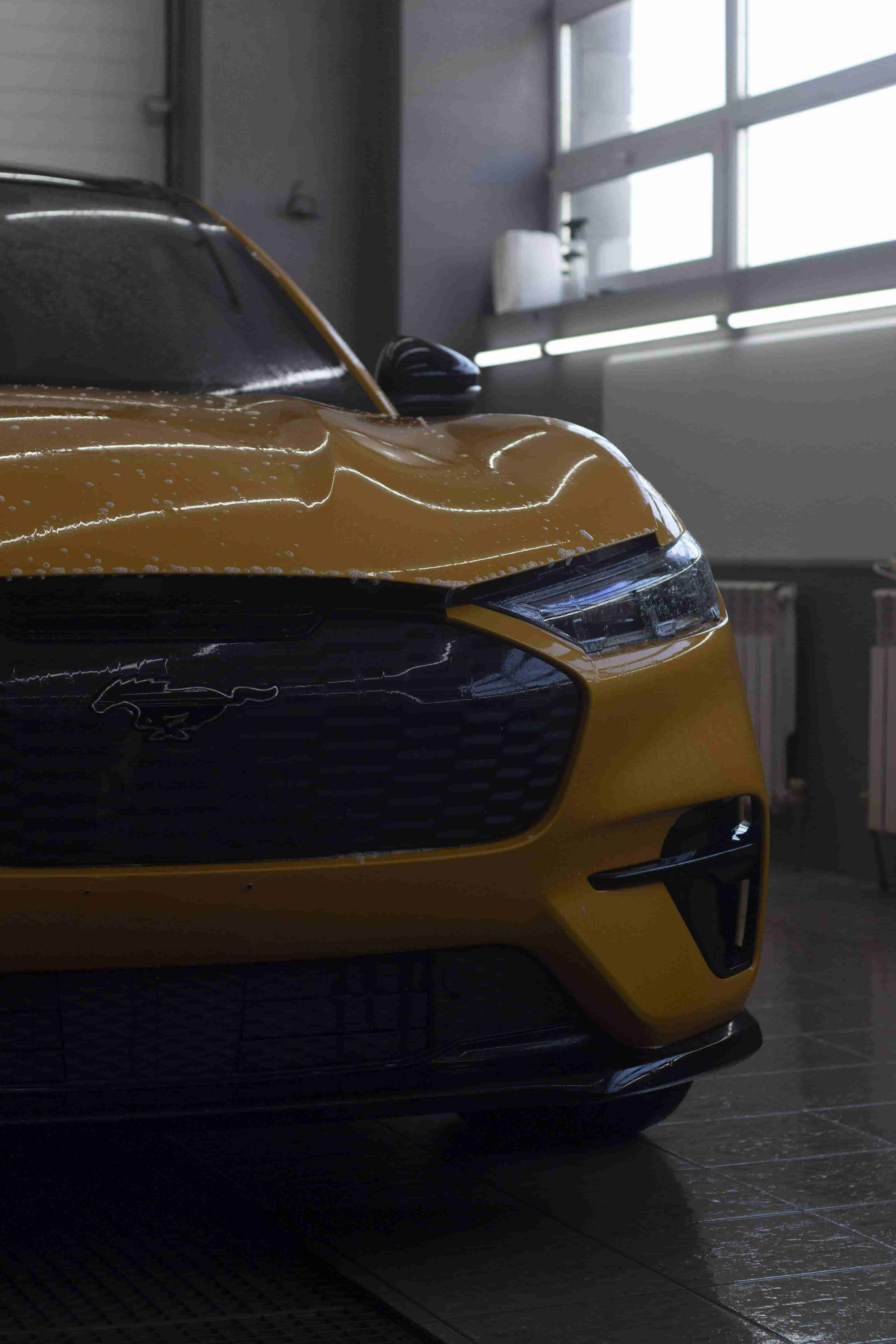 BMW 5 серии глянцевая пленка