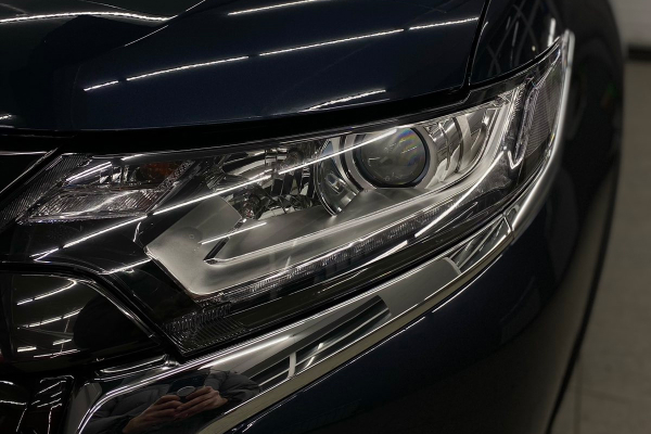 полировка фар и установка пленки