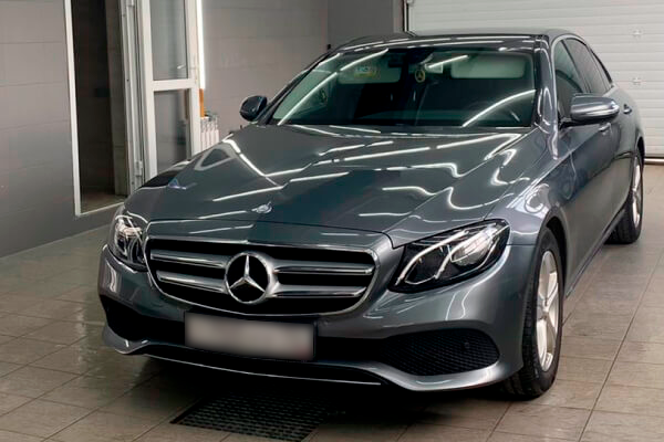 Mercedes E-класс обтяжка пленкой